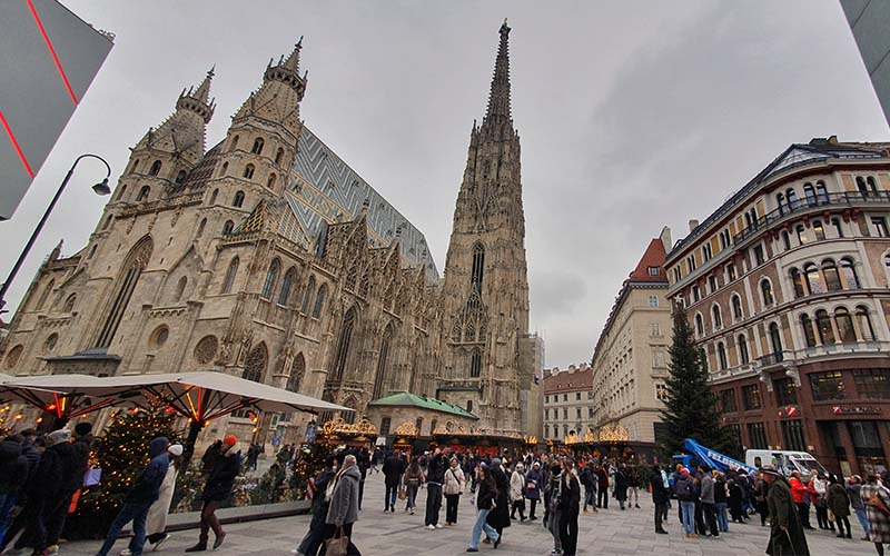 Christkindlmarkt am Stephansplatz
