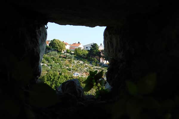Blick durch die Stadtmauern 