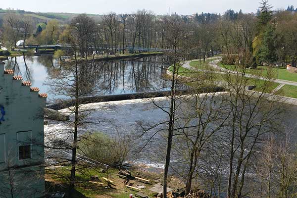 Blick auf die Otava und die Stadtinsel