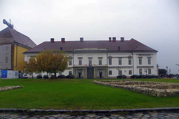 Der Sándor-Palast