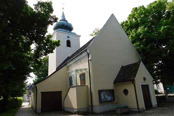 Die Raasdorfer Kirche