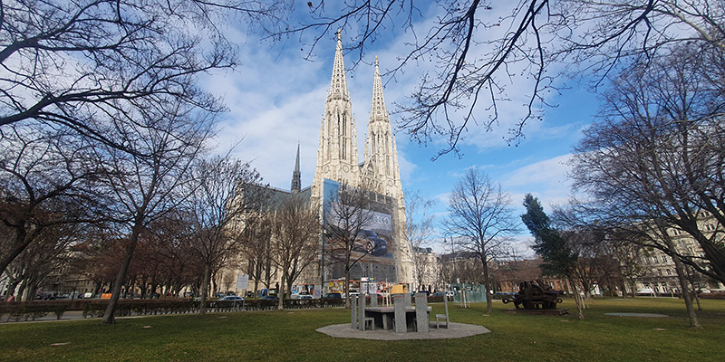 Die Votivkirche "beherbergt" die Sixtinische Kapelle