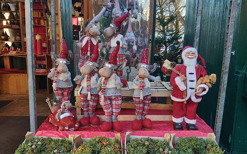 Hohoho - am Christkindlmarkt am Mirabellplatz