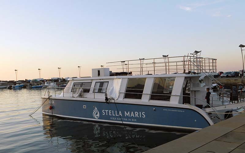 Die Stella Maris liegt hier vor Anker