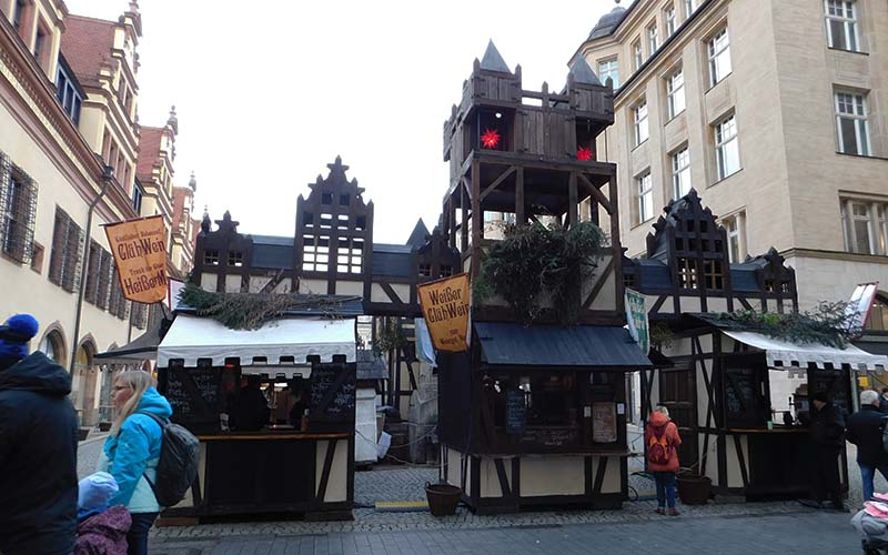 Blick zum historischen Weihnachtsmarkt