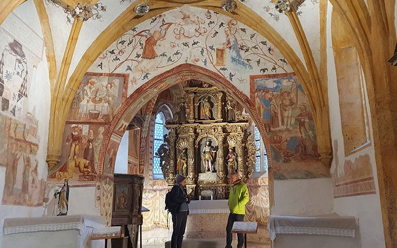 Im Inneren der Kirche