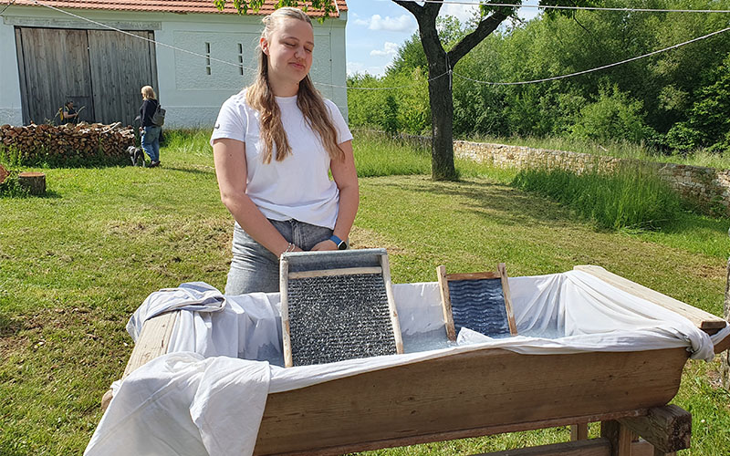 Waschen mit dem Waschbrett