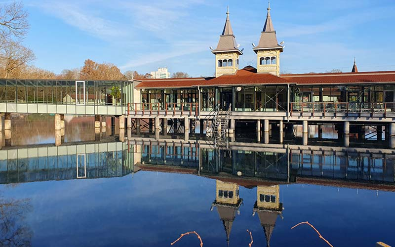 Blick zum Thermalsee von Hévíz