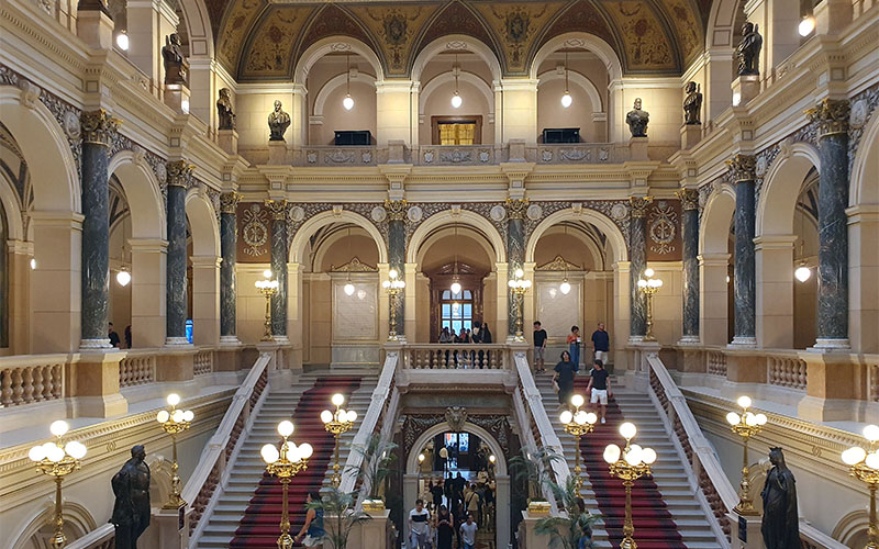 Im Nationalmuseum in Prag