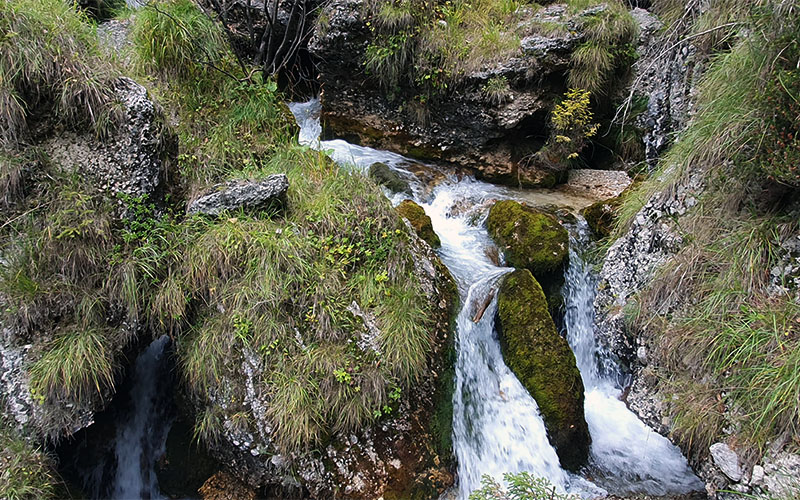 Weiter rauscht das Wasser
