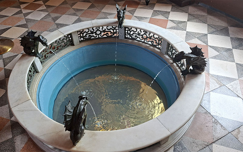 Brunnen im Schloss Miramare