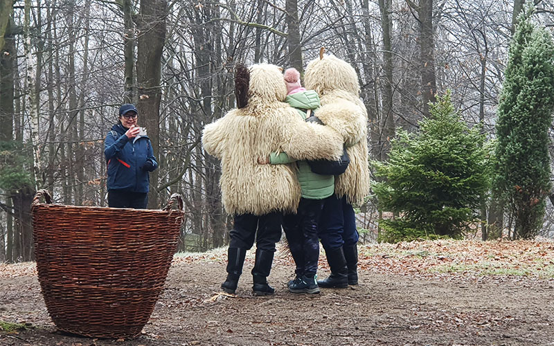 Selfie mit den "netten" Zottelkrampussen