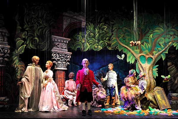 images/erlebnisse/alt/marionettentheater_schoenbrunn/Zauberfloete_600x400.jpg#joomlaImage://local-images/erlebnisse/alt/marionettentheater_schoenbrunn/Zauberfloete_600x400.jpg?width=600&height=400