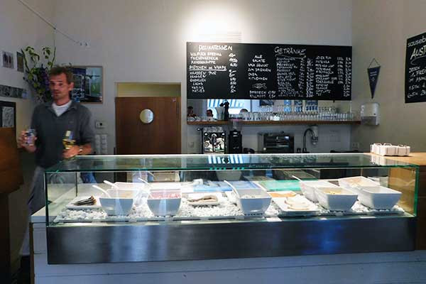 Dieser Herr aus dem hohen Norden sorgt für "lecker Fisch"