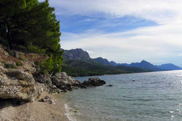 Blick zum Strand am Meer