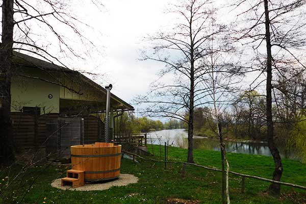 Der eigene "Wellness-Bereich" bei den Keltenhütten 