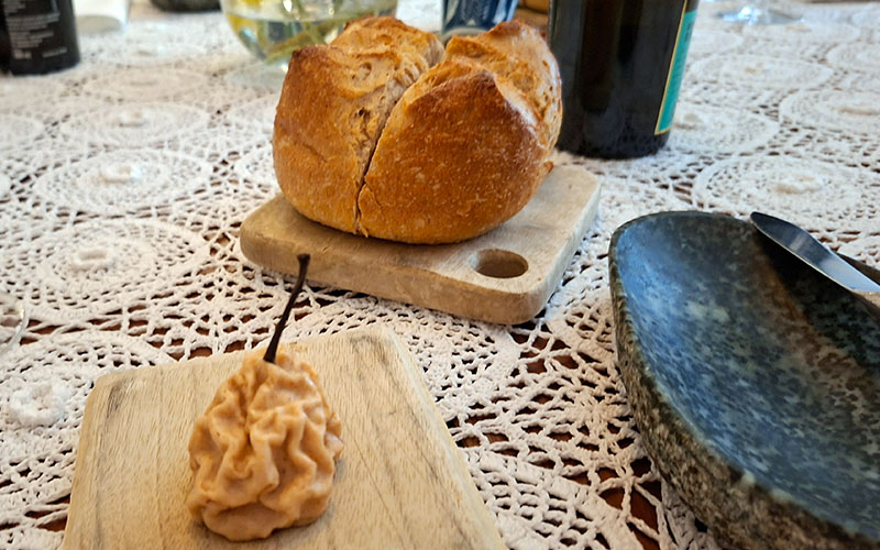 Allein dieses Brot !