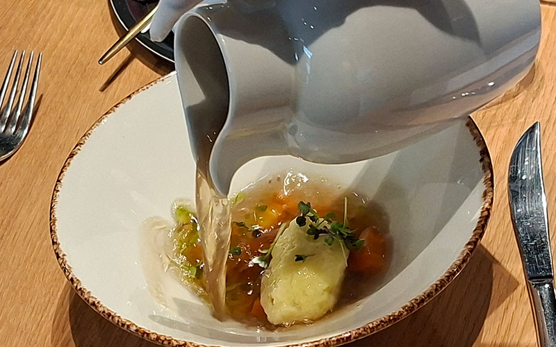 Griesnockerlsuppe