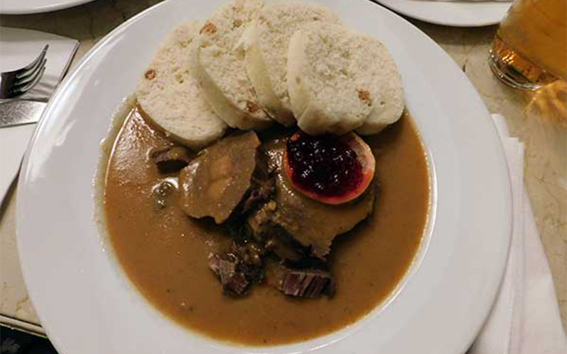 Das tschechische Nationalgericht - Svíčkova