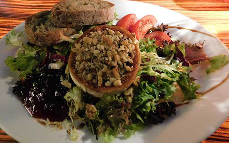 Gegrillter Ziegenkäse - sehr fein