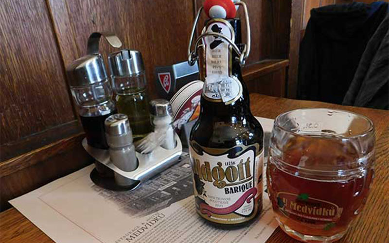 Passt hervorragend zu den Gerichten: Das Oldgott-Bier