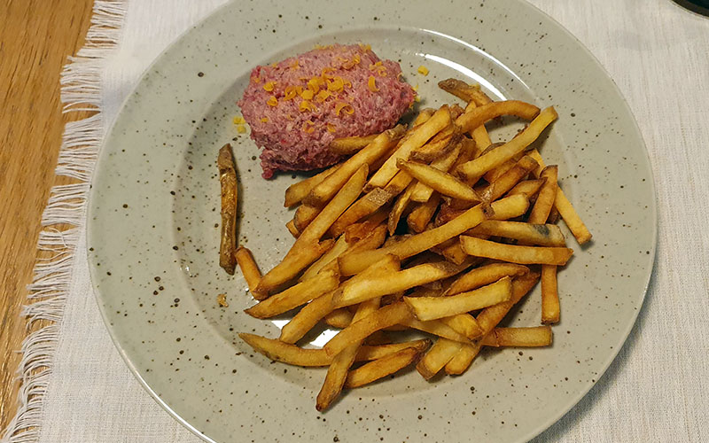 Mein kleines Tartare mit Trüffel Paste
