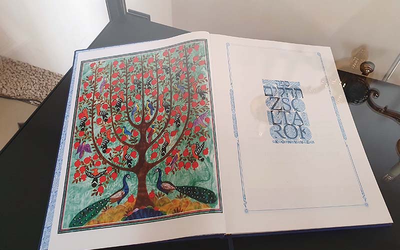 Blick in die Ausstellung in der ehemaligen Synagoge