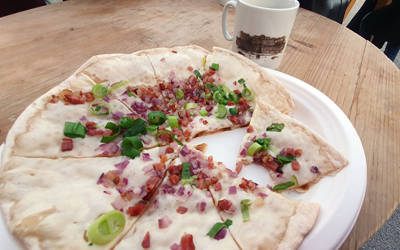 Der Flammkuchen "deluxe"