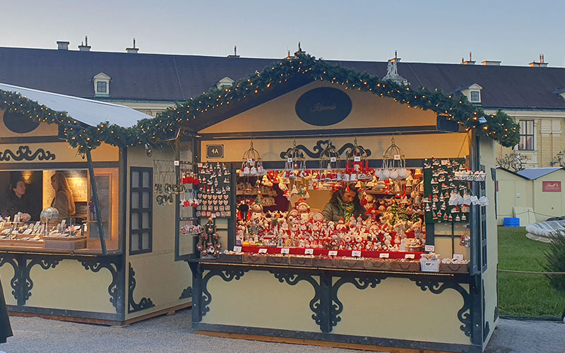 Weihnachtsmarkt Schoenbrunn50