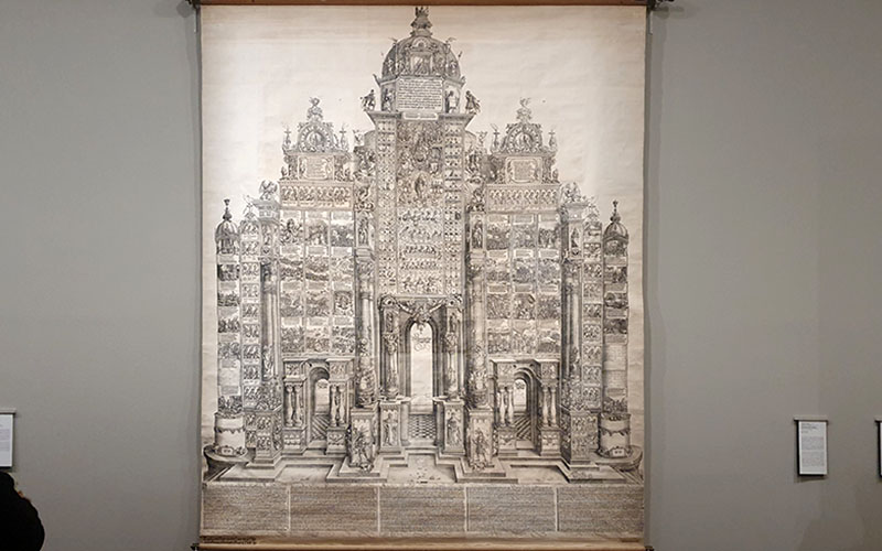 Wahnsinn, diese Details am Triumphbogen