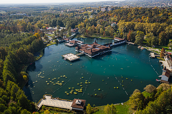 Hévíz (Foto © Ungarisches Tourismusamt)