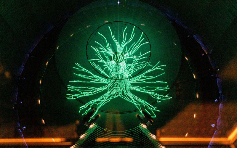 Mythos Baum im Gasometer Oberhausen (Foto © Thomas Schwarz / Ars Electronica)