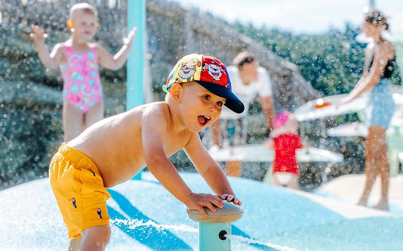 Großer Spaß in der Wasserwelt (unbedingt Ersatzkleidung mitnehmen!)