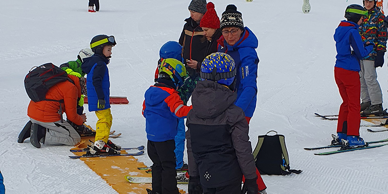 Am Anfang war es in der Skischule ein bissl fad