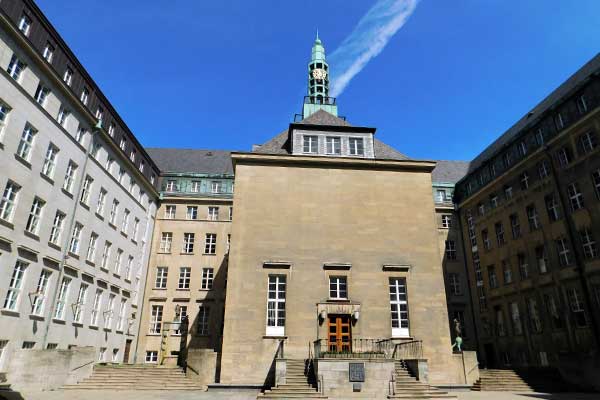 Der Innenhof des Rathauses (Foto © Dagmar Postel)