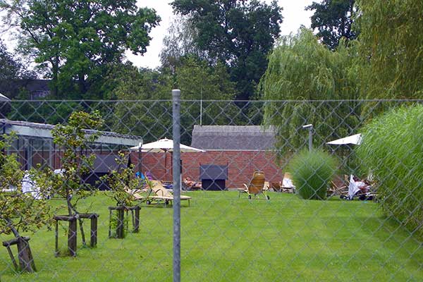 Blick in den Außenbereich der Spreewald-Therme