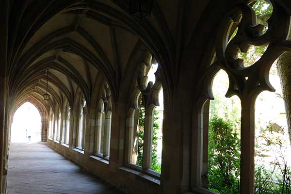 Der Kreuzgang im Dom zu Essen 