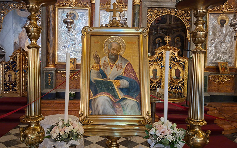 Im Inneren der Kirche San Nicolò dei Greci