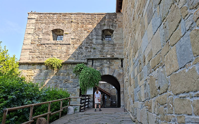 Ein Stückchen Weg noch zum Castello