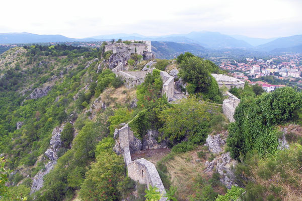 Die Festung ist riesengroß