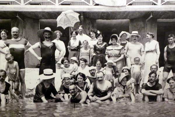 Das Leben am Strand in früheren Zeiten