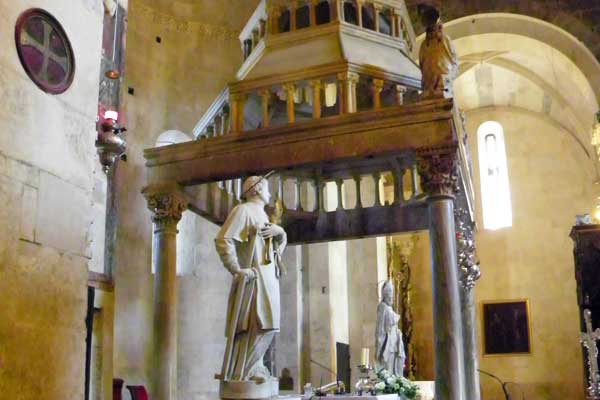 Detail des Ziboriums der Kathedrale von Trogir