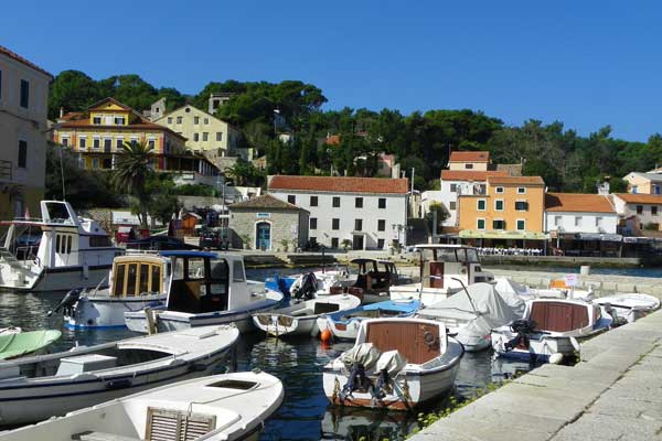 Am Hafen von Veli Lošinj