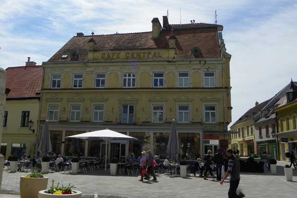 Eine kleine Pause in einem Café