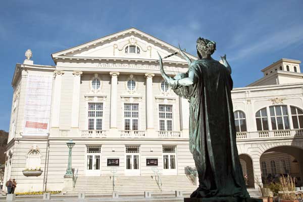 Blick auf das Stadttheater (GG Tourismus Baden)