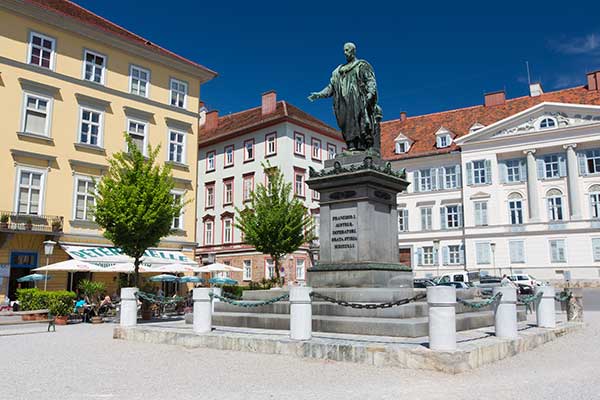Der Freiheitsplatz in Graz (Foto © Graz Tourismus, Harry Schiffer)