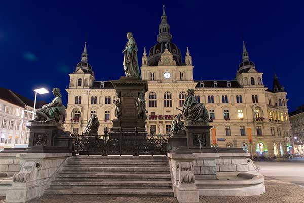 Das Rathaus am Hauptplatz von Graz (Foto © Graz Tourismus, Harry Schiffer) 