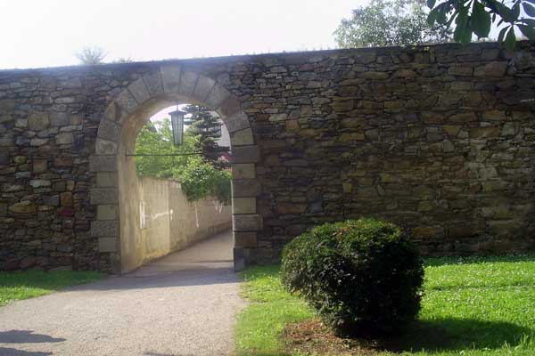 Die alte Stadtmauer von Horn 