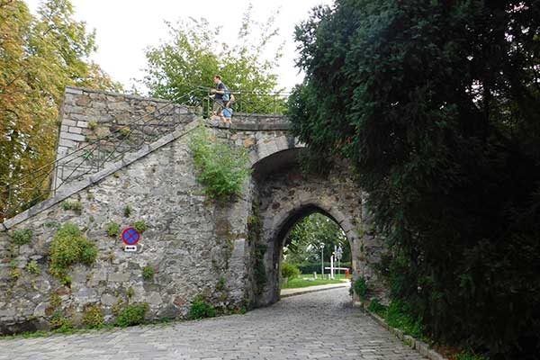 Am Schlossberg 