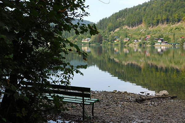 Ein Rastplatzerl beim Rundgang um den Lunzer See 